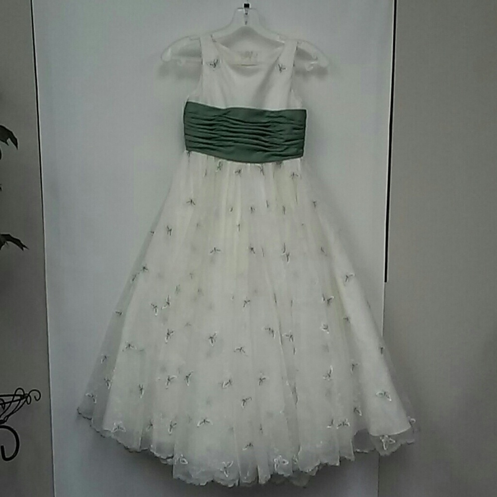 Girls party dress